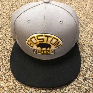 Boston bruins snapback
